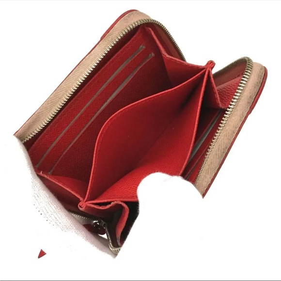 Louis Vuitton wallet- AUTHENTIC - Picture 6 of 8